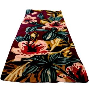 Table Runner World Market Embroidered Flowers